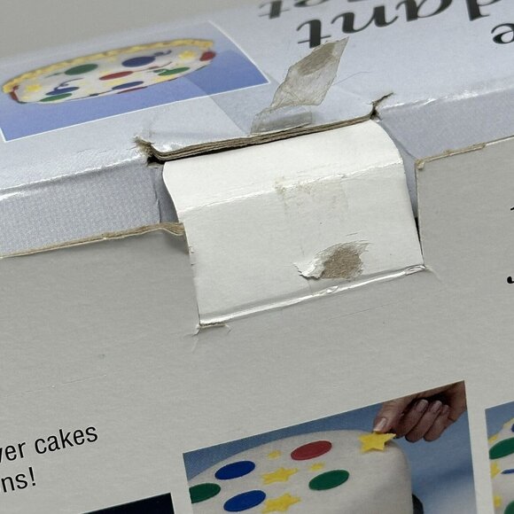 Wilton Fondant Cake Decorating Set 17 Pc Flower Star Round Shape Cutters - Picture 3 of 13